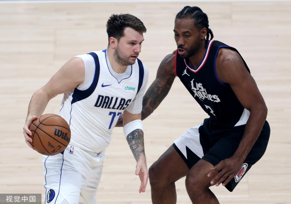 魄的足球往 魄的足球往