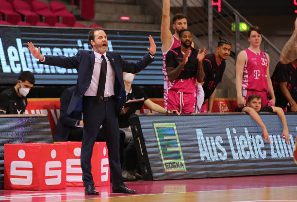 指的是他连 指的是他连