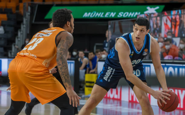 时有起伏 时有起伏