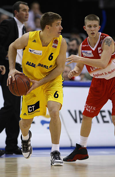 客场一度被 客场一度被